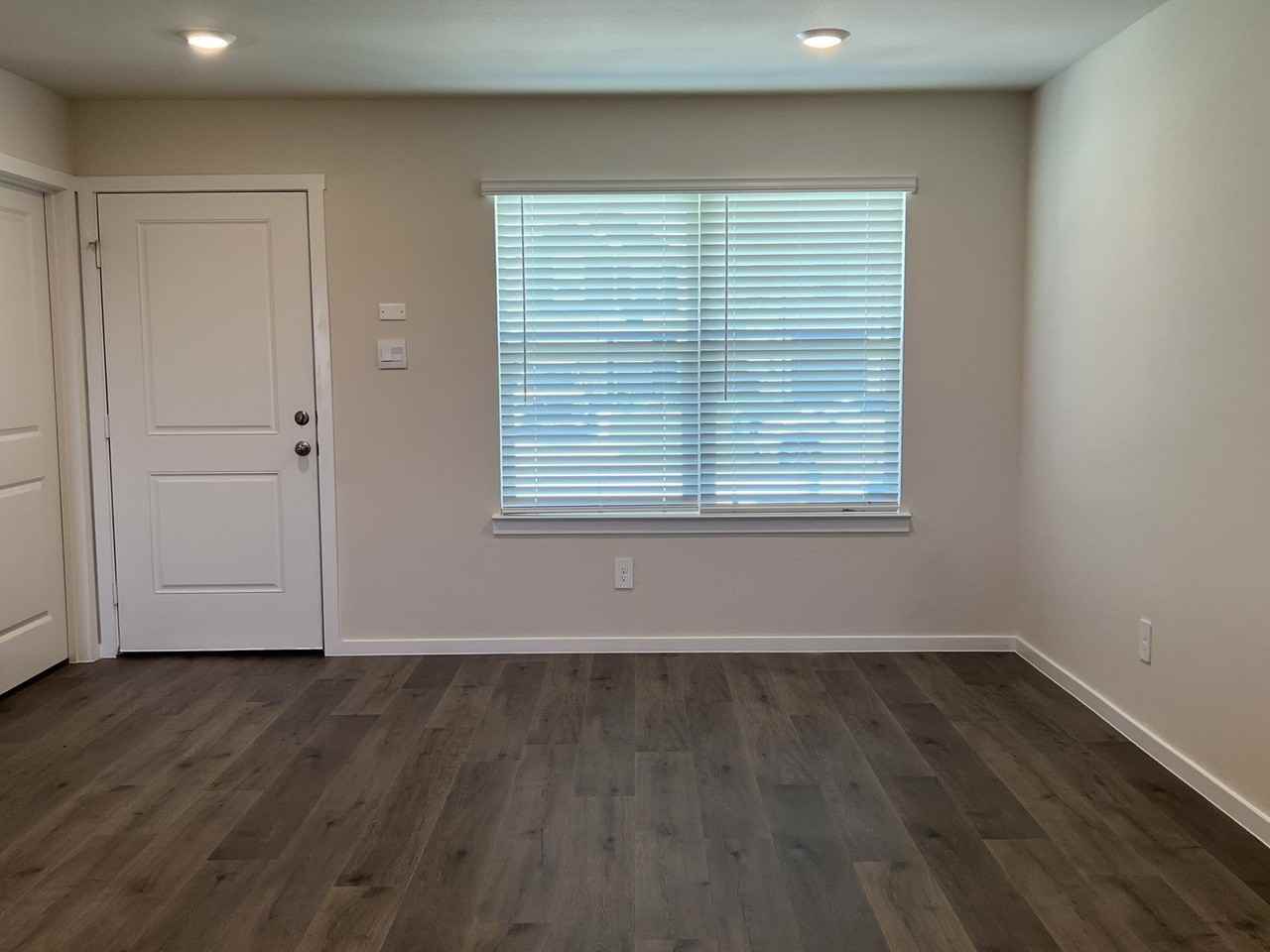 4484 Bonney Ave - Photo 3 of 30