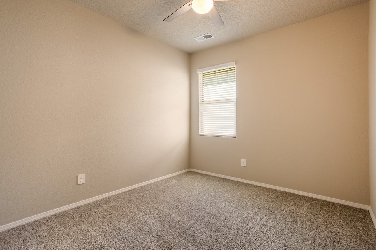 10717 Aspiration Ln Sw - Photo 6 of 11