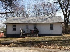 2850 Lyndhurst Ave - Photo 1 of 1