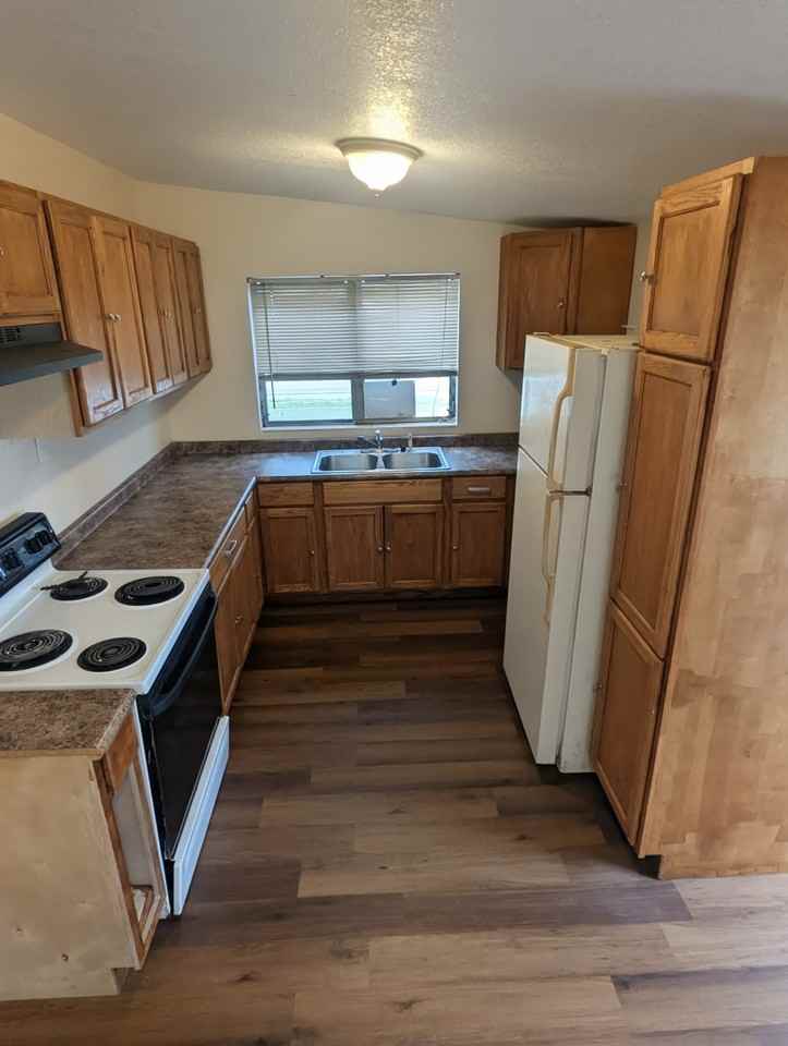 637 N Tampa Ave - Photo 4 of 13