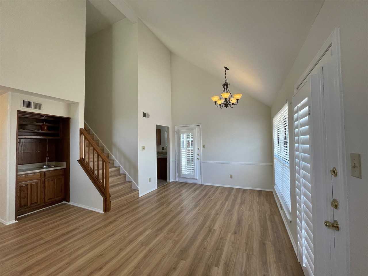 4400 Odessa Dr - Photo 6 of 18