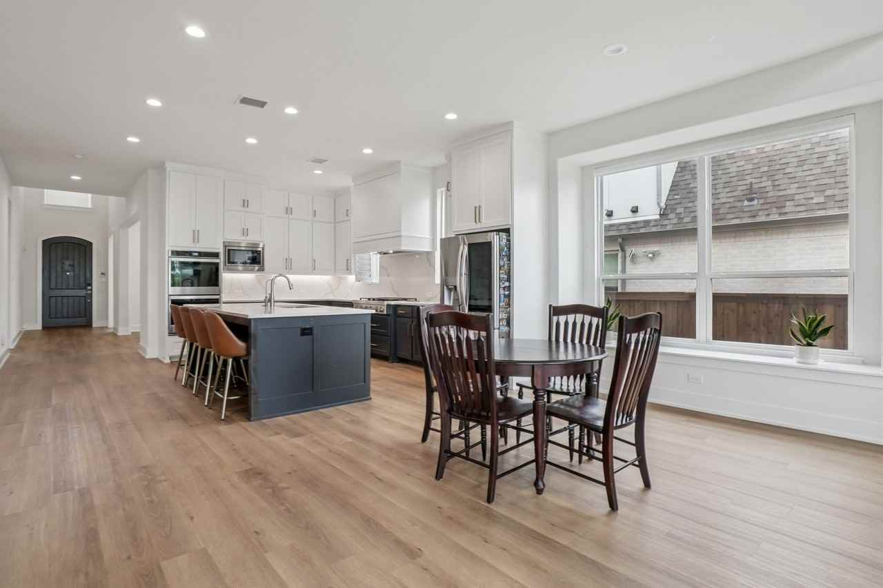 3960 Medio Creek Dr - Photo 6 of 25