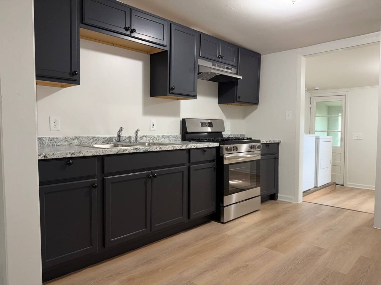 118 E Canal St #3 - Photo 2 of 8