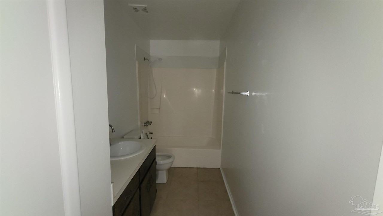 5409 E Shore Dr - Photo 6 of 7