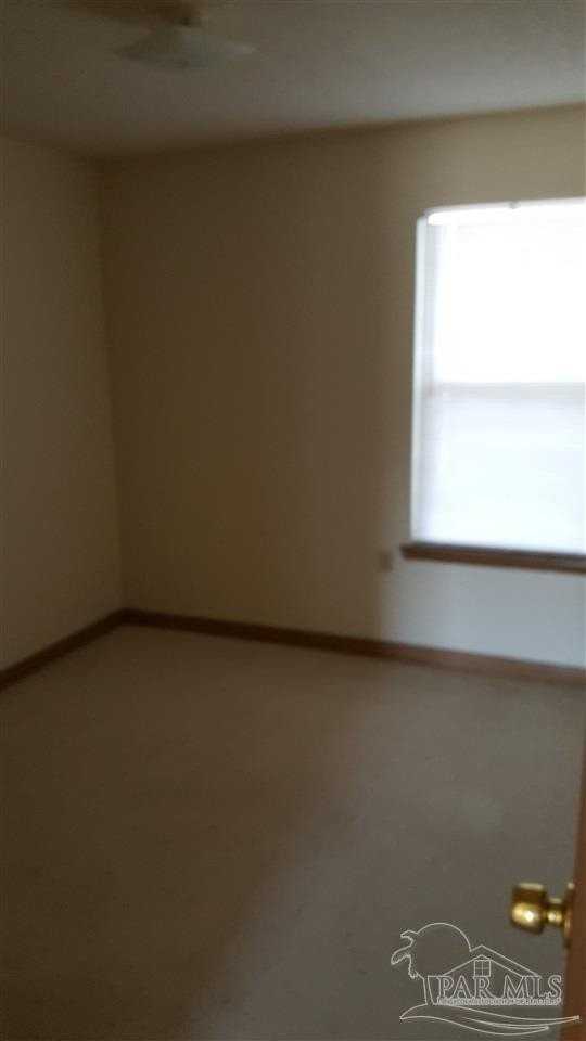 1112 Wayne Ave #B - Photo 3 of 5
