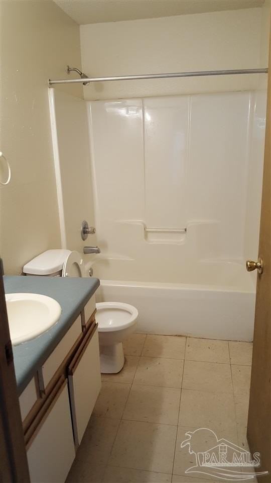 1112 Wayne Ave #B - Photo 4 of 5