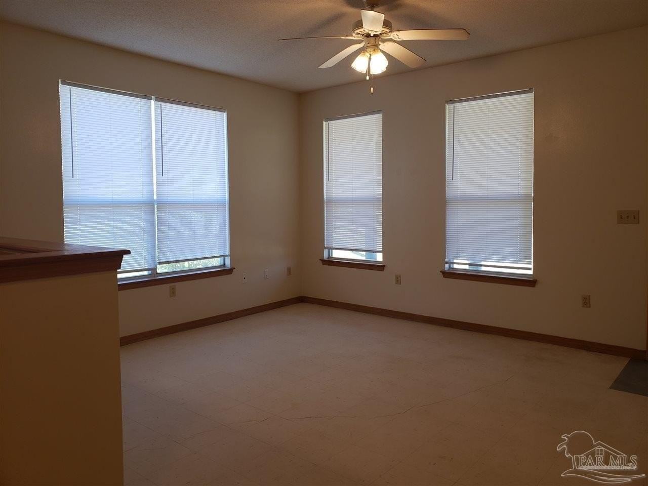 5020 Lillian Hwy #B - Photo 3 of 8