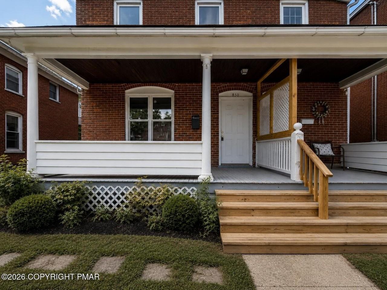 848 Thomas St #850
