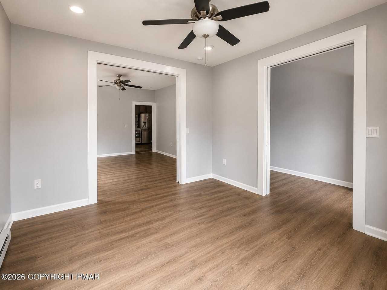 848 Thomas St #850 - Photo 4 of 25