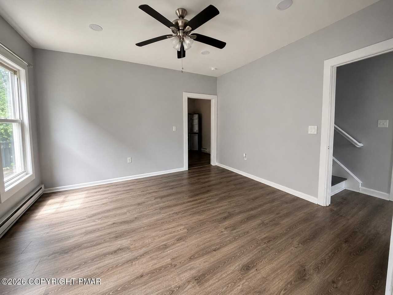 848 Thomas St #850 - Photo 5 of 25
