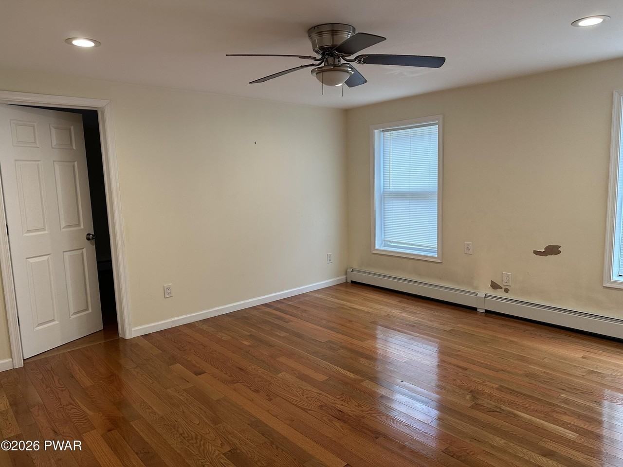 135 Sawkill Ave #A - Photo 3 of 4