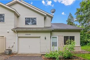 15256 Lesley Ln - Photo 1 of 1