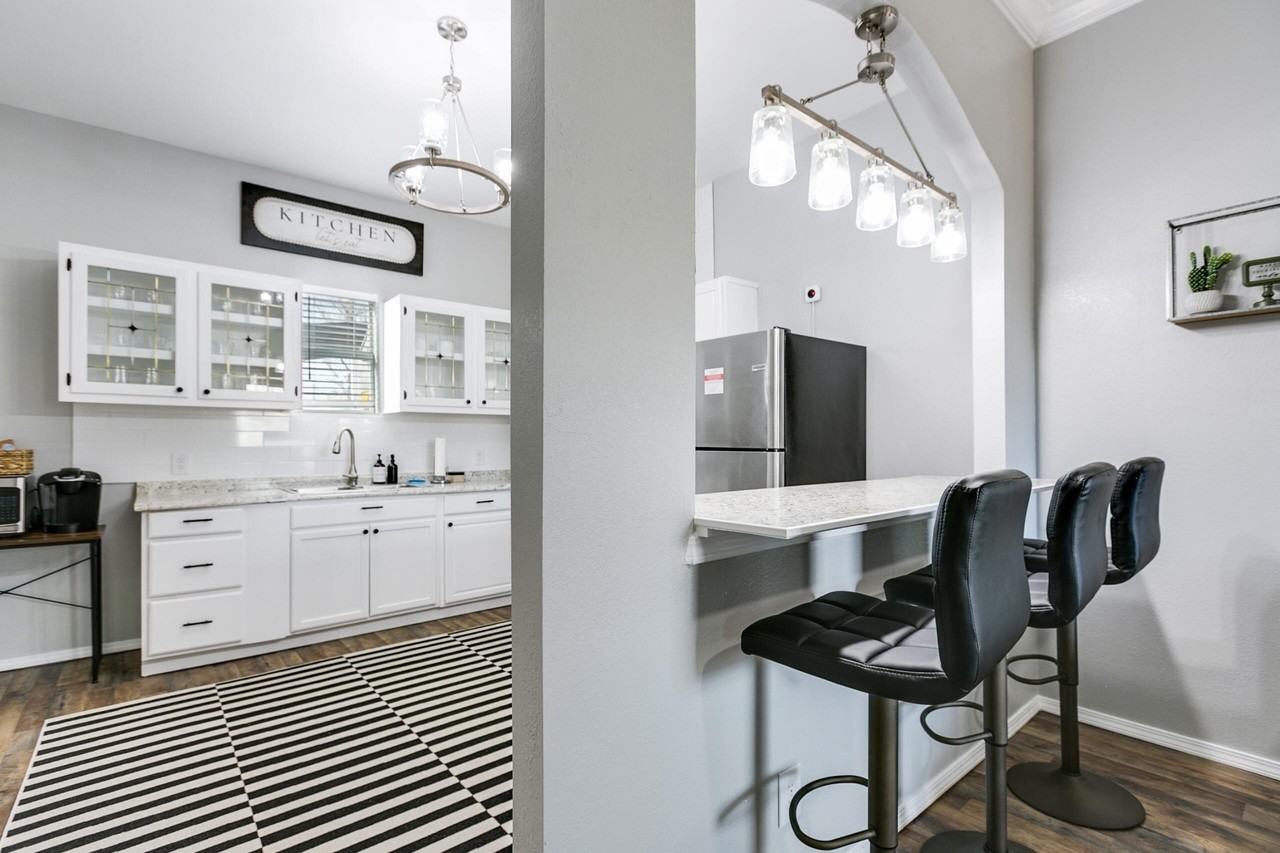 224 Bird St - Photo 5 of 29