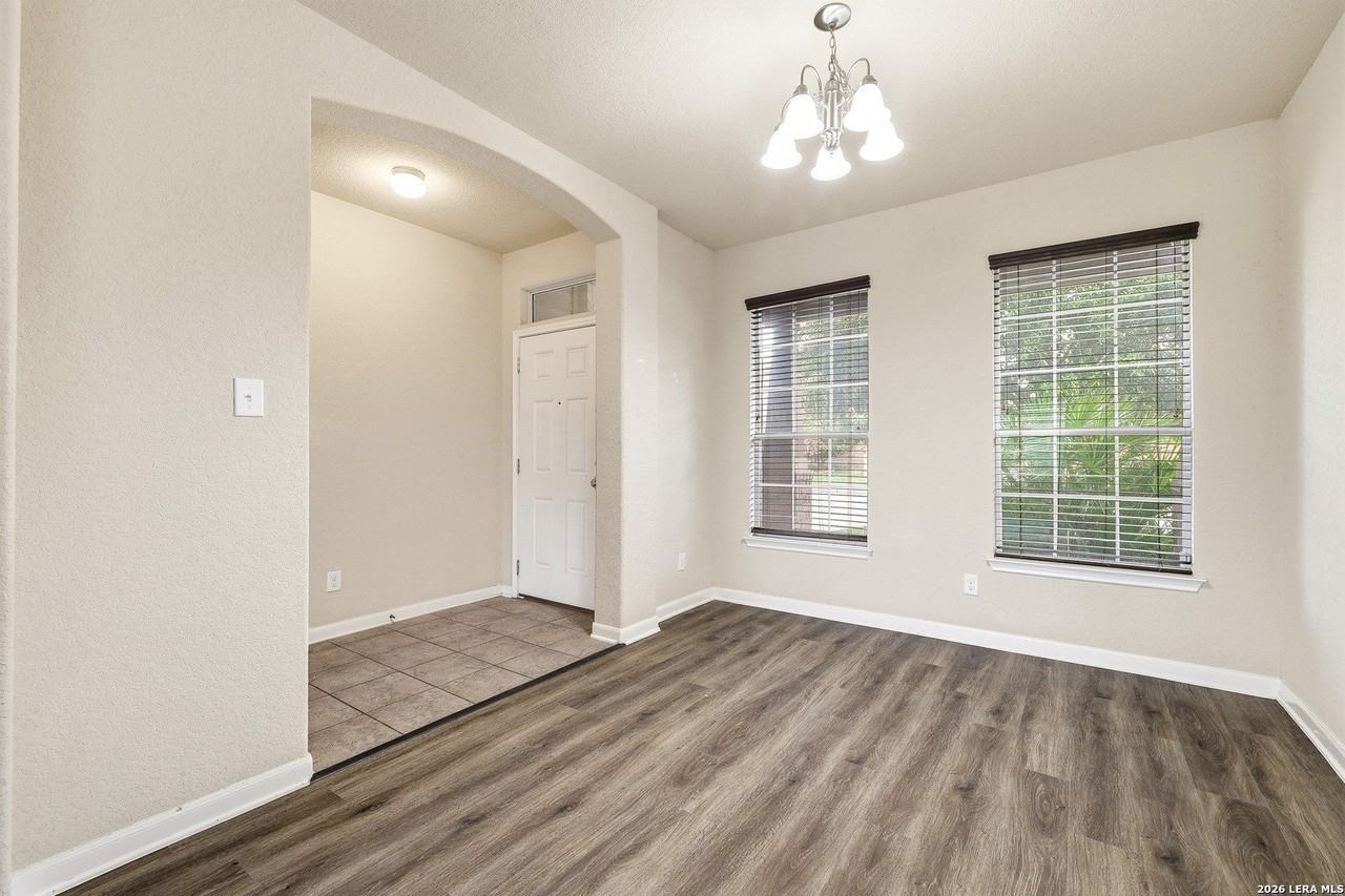 8518 Finlandia Gap - Photo 5 of 33