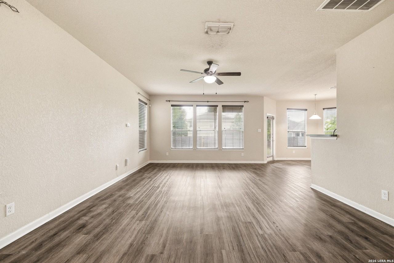 8518 Finlandia Gap - Photo 7 of 33
