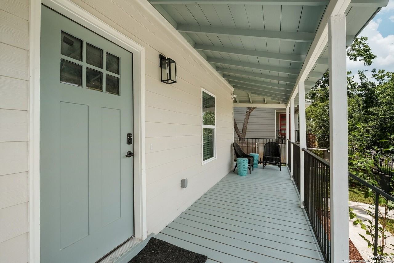 262 Claremont Ave #1 - Photo 2 of 19