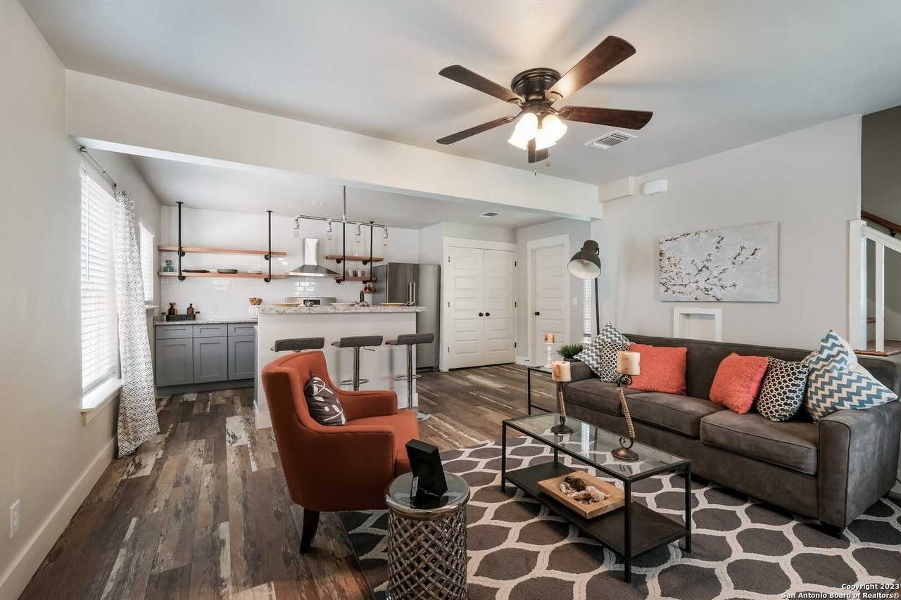 262 Claremont Ave #1 - Photo 3 of 19