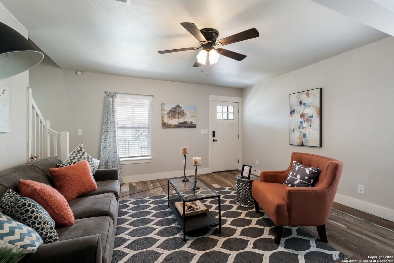 262 Claremont Ave #1 - Photo 4 of 19