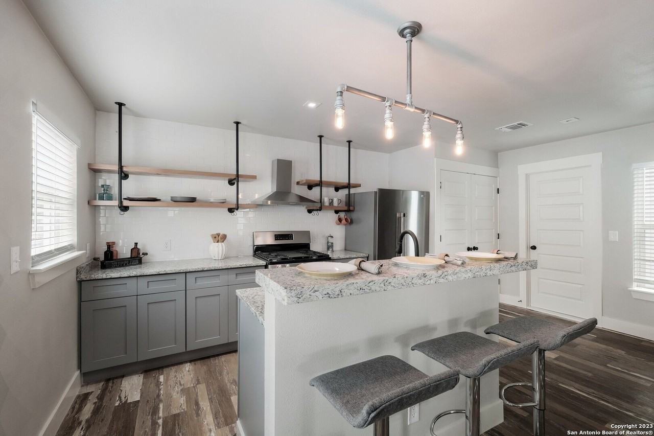 262 Claremont Ave #1 - Photo 6 of 19