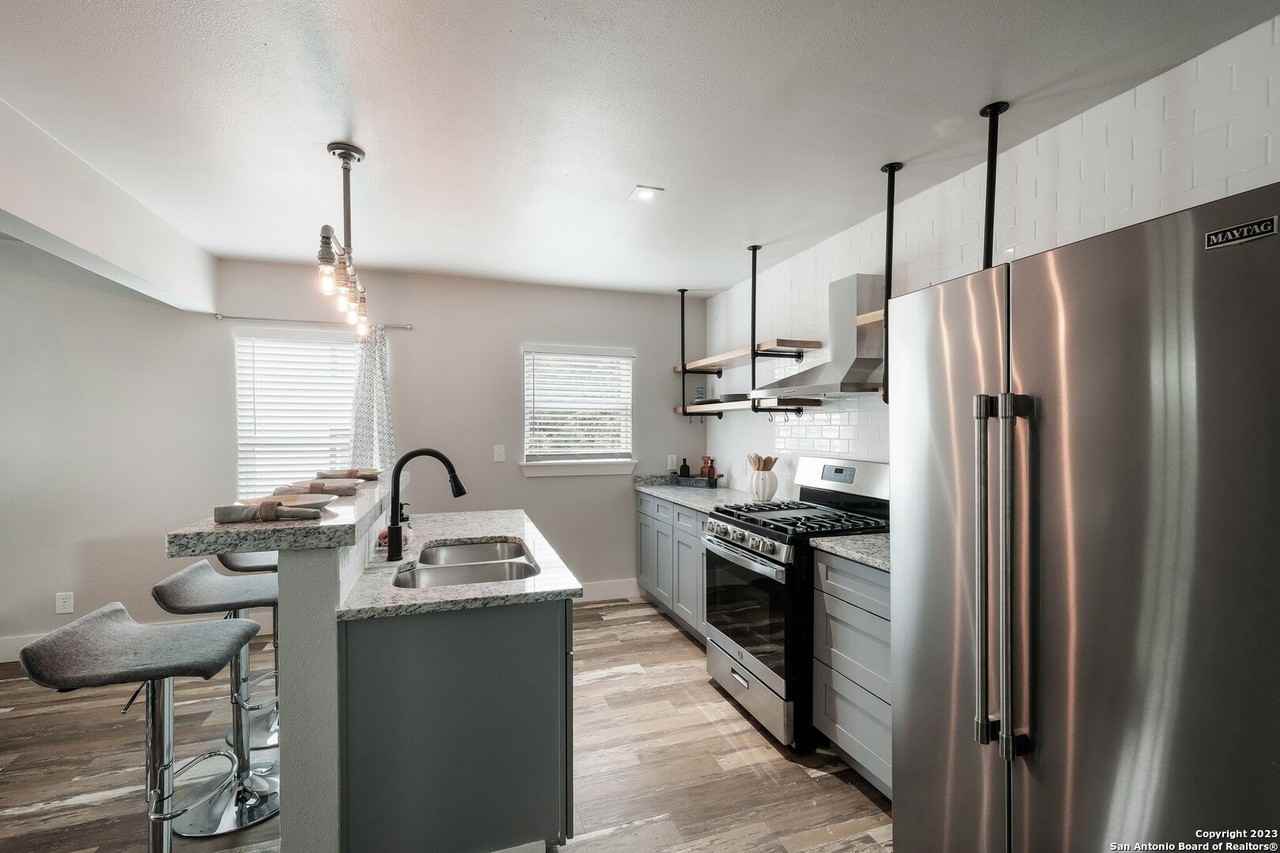 262 Claremont Ave #1 - Photo 7 of 19