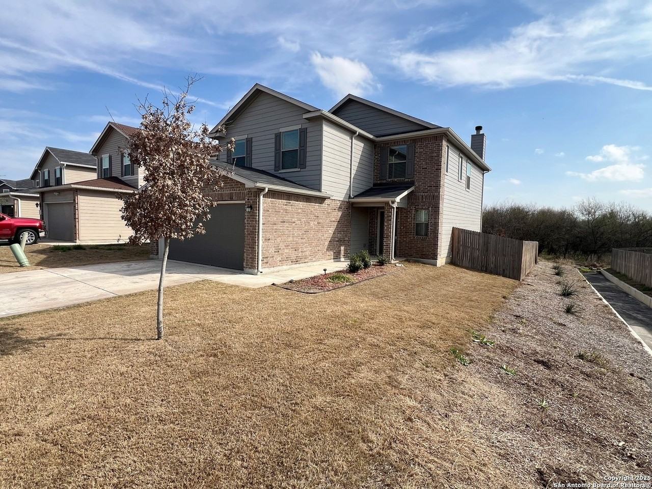 6014 Foster Bnd - Photo 2 of 41