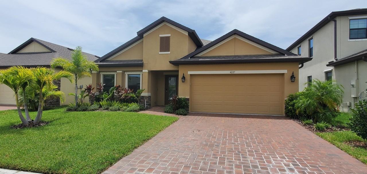 4227 Broomsedge Cir - Photo 4 of 50