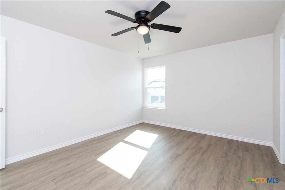 802 White Meadow Ln #B - Photo 7 of 18
