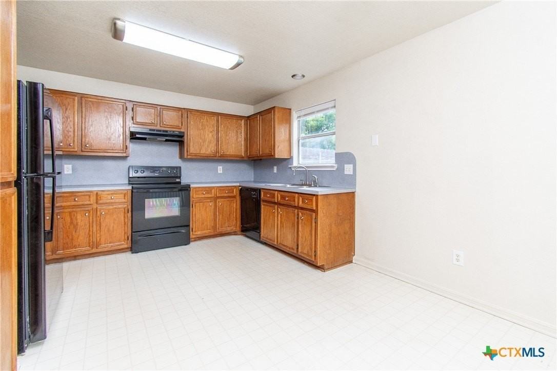 405 Deloris Dr - Photo 5 of 18