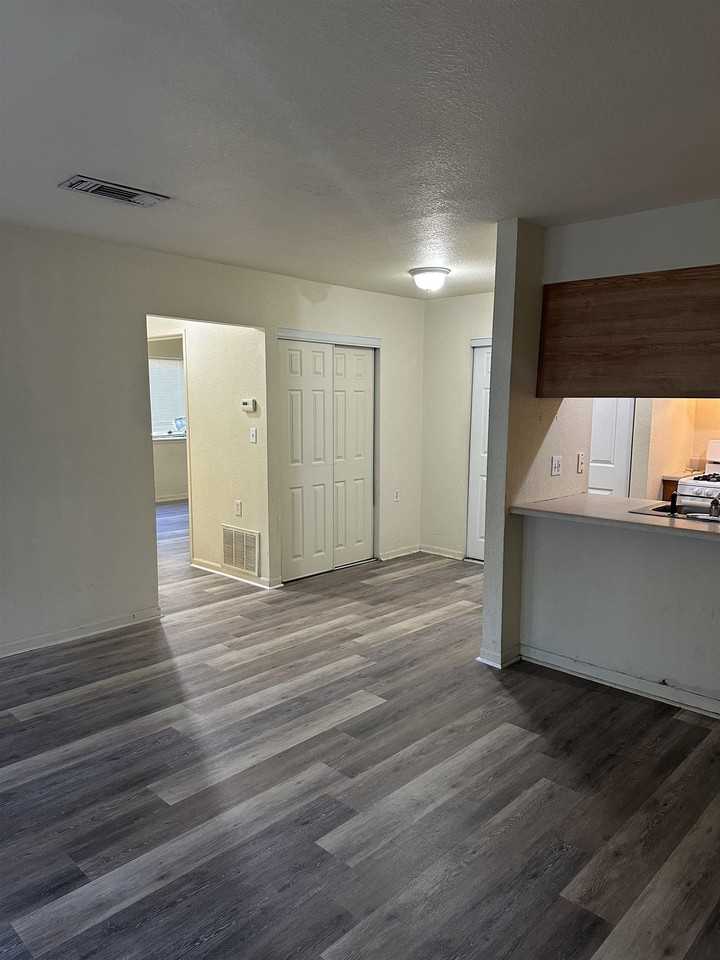 317 Mabry St #313 - Photo 4 of 9