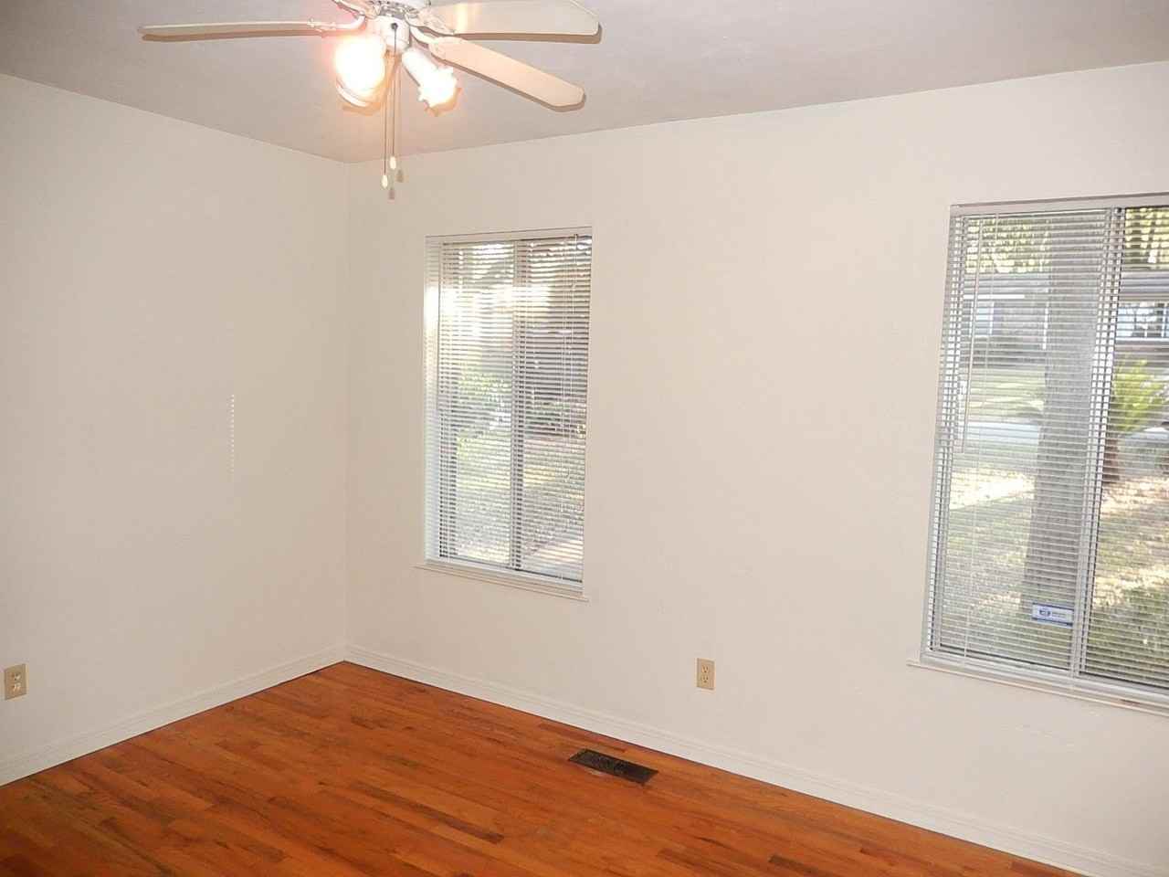 1802 Salmon Dr - Photo 7 of 24
