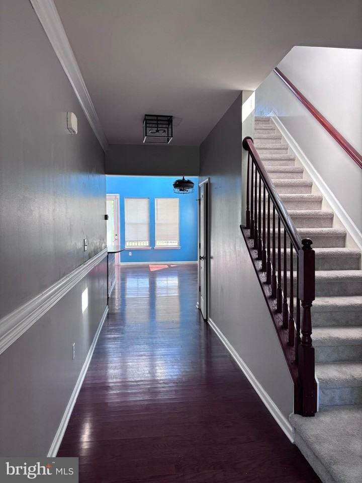 33339 Lone Cedar Lndg - Photo 3 of 22