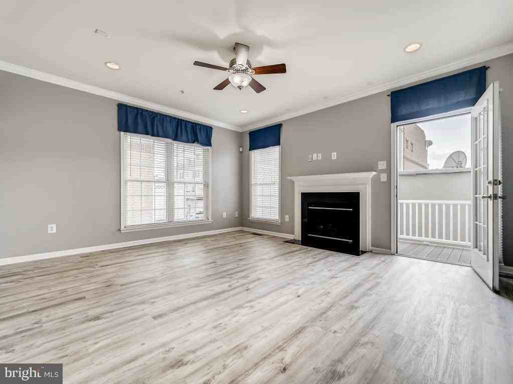 604 S Glover St - Photo 2 of 8