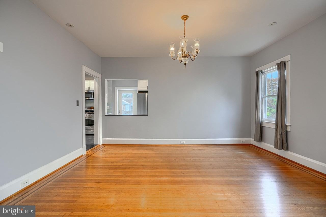 2210 Lake Ave - Photo 6 of 28
