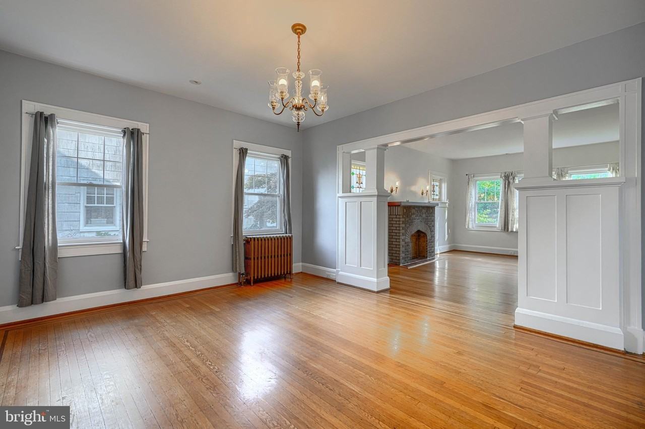 2210 Lake Ave - Photo 7 of 28