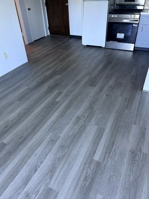 10 Main St - Photo 5 of 23