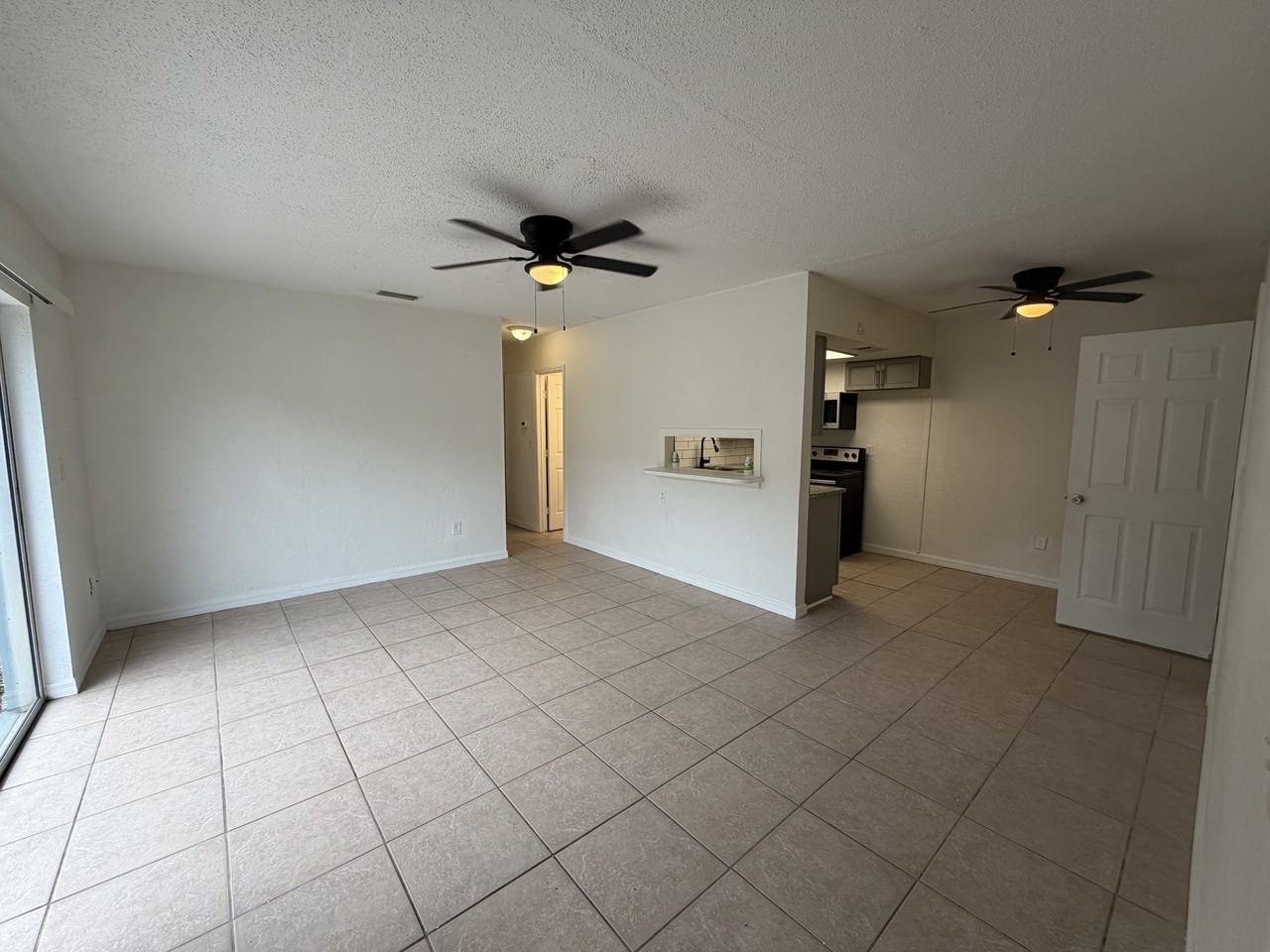 199 Fulton St Ne - Photo 2 of 12