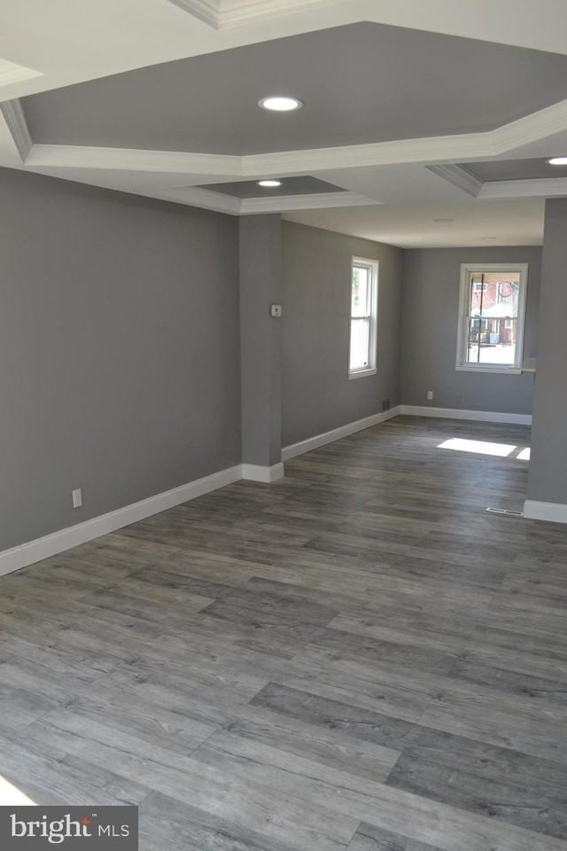 7448 Durwood Rd - Photo 7 of 26