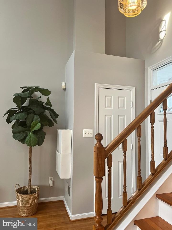 13819 Lord Fairfax Pl - Photo 2 of 10