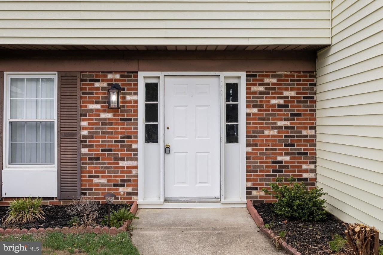 68 Arbor Meadow Dr - Photo 3 of 28