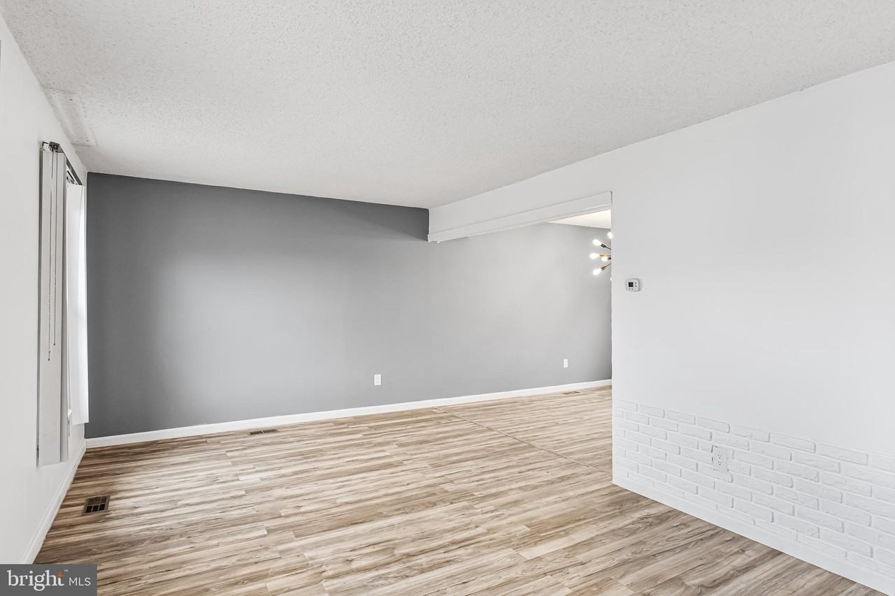 68 Arbor Meadow Dr - Photo 5 of 28