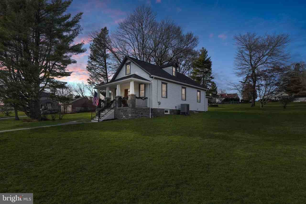 4411 Fairview Ave - Photo 3 of 22