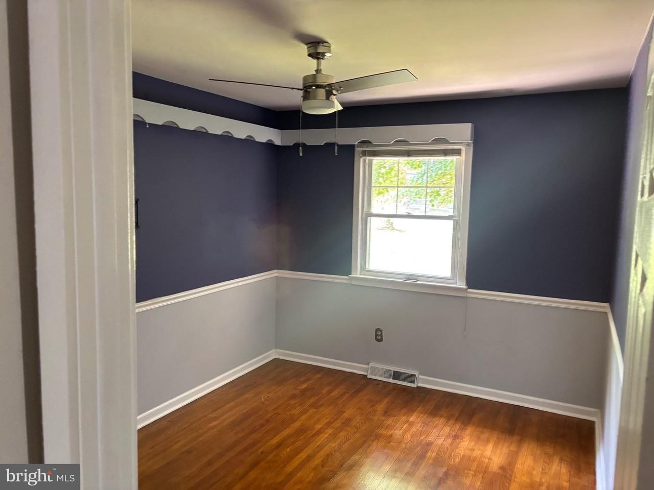 303 Overlook Ave - Photo 4 of 12