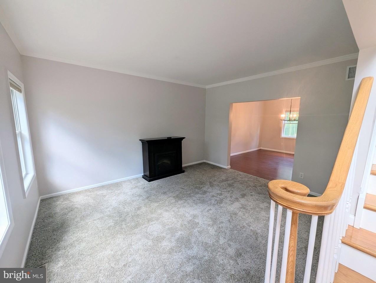 114 Lenape Dr - Photo 4 of 46