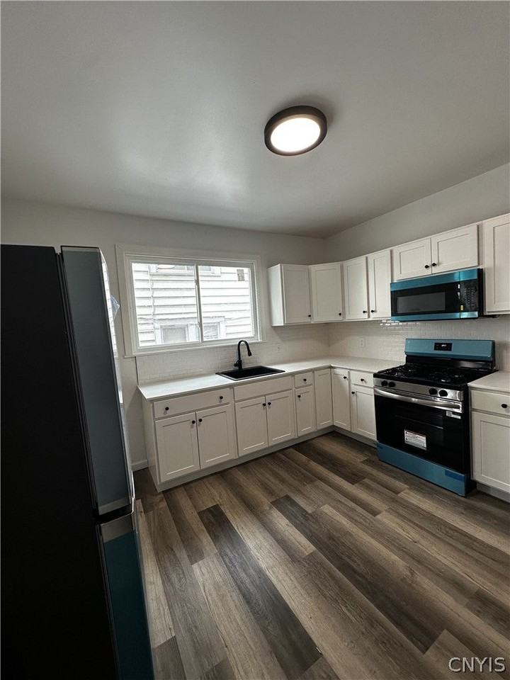 113 E Brighton Ave - Photo 6 of 15