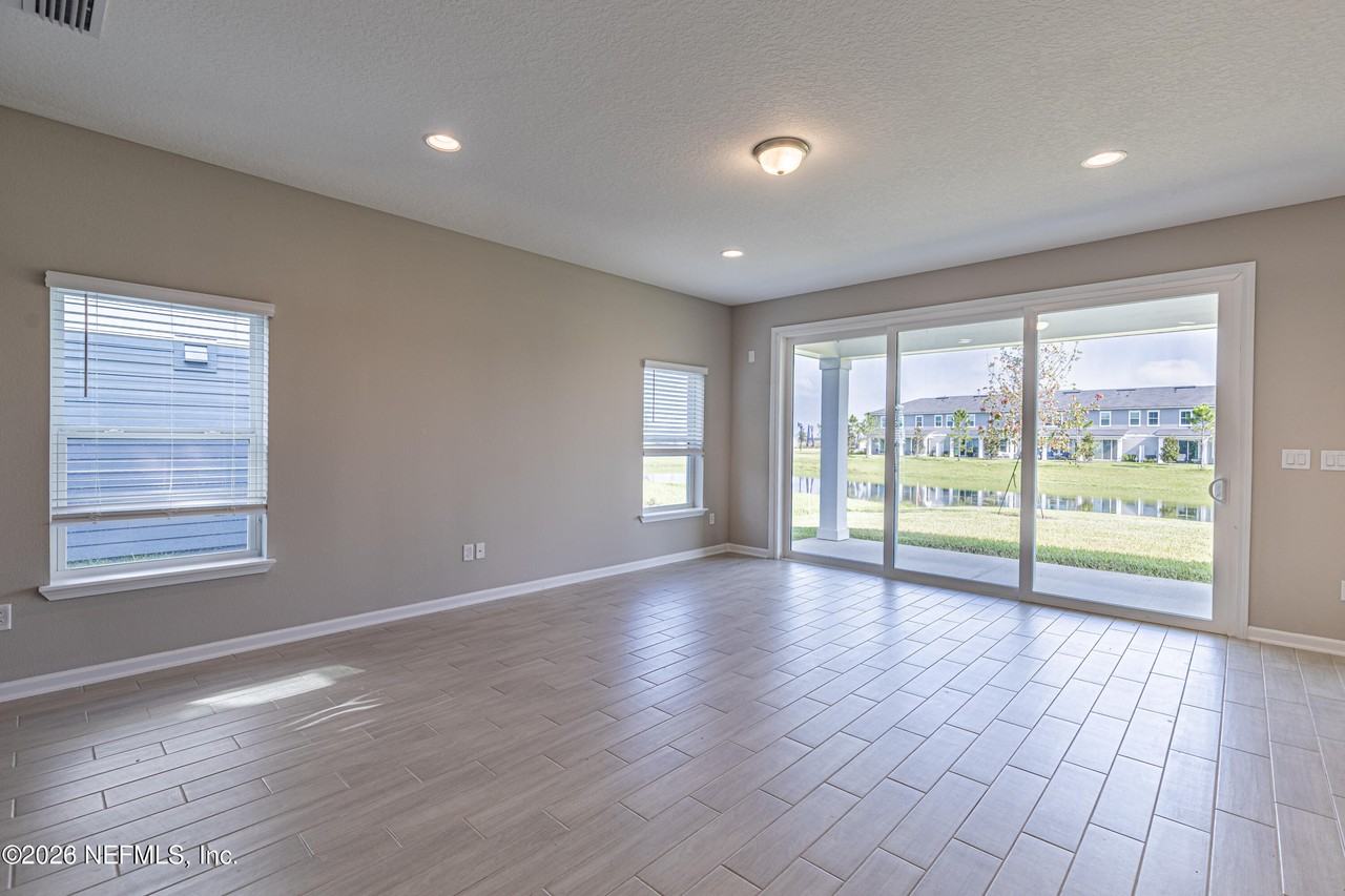 47 Goldcrest Way - Photo 5 of 21