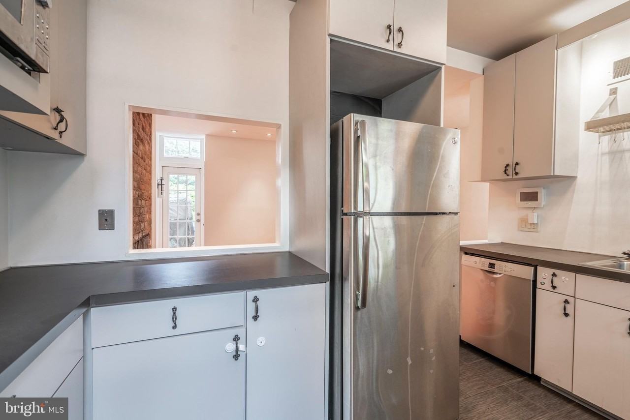 2228 Pine St - Photo 6 of 36