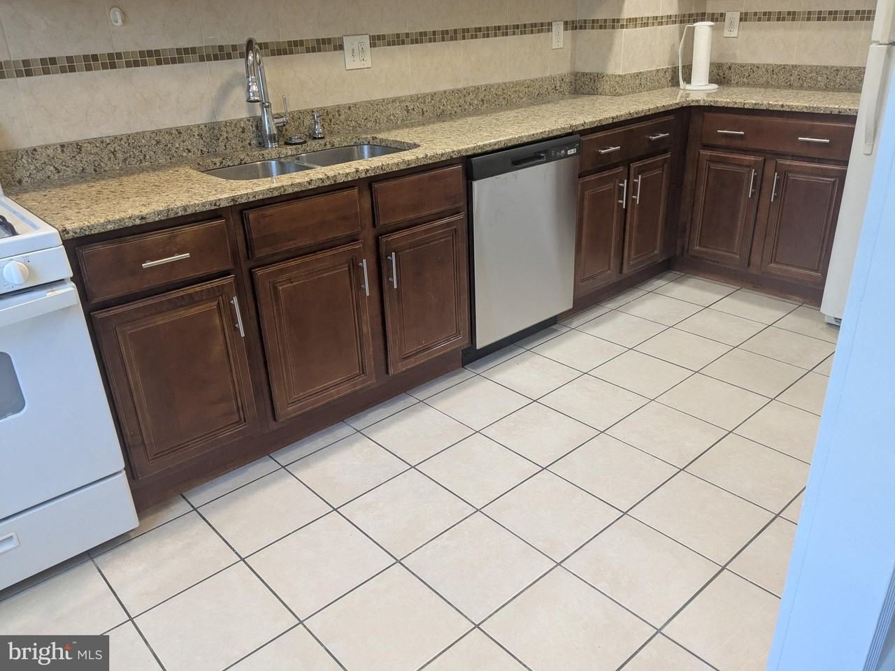 963 E Godfrey Ave - Photo 3 of 13
