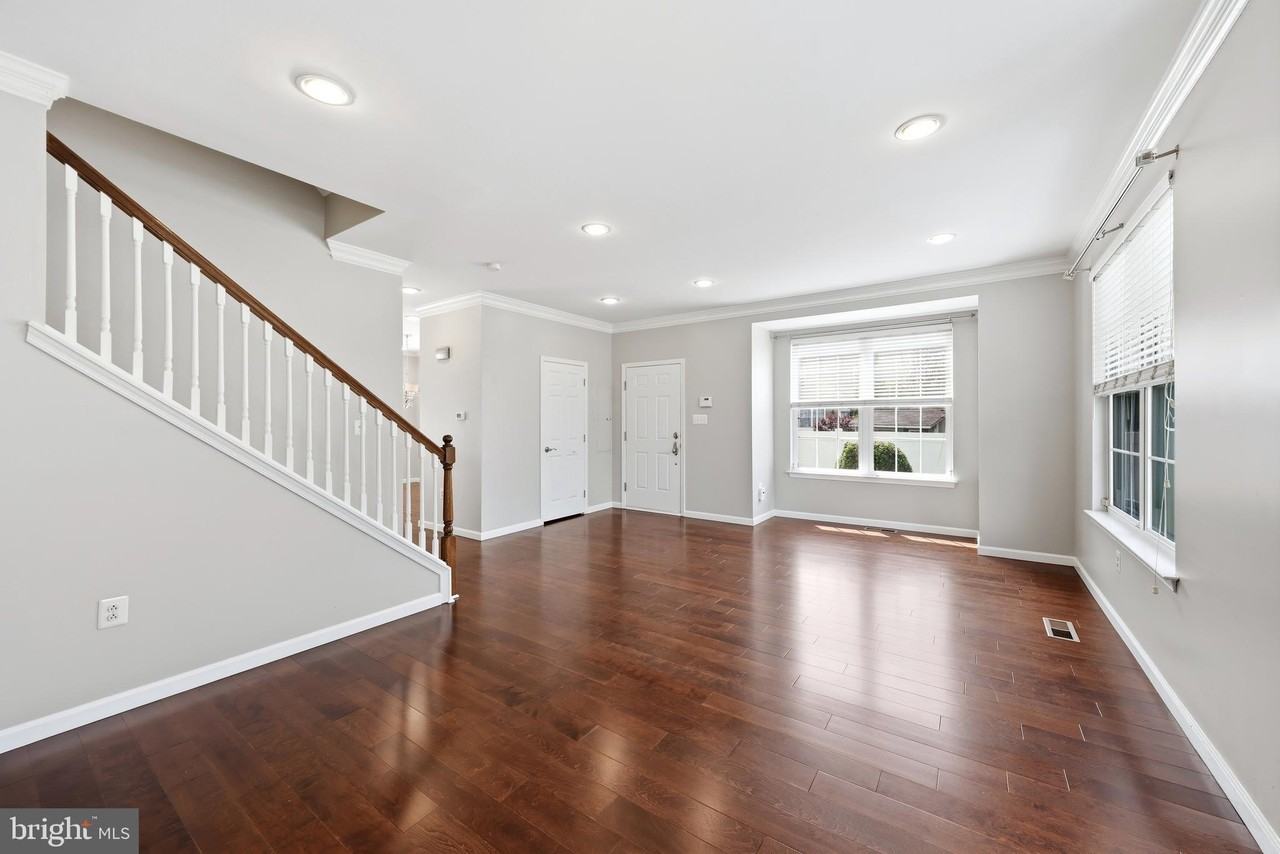 3518 Trevi Ct - Photo 5 of 35