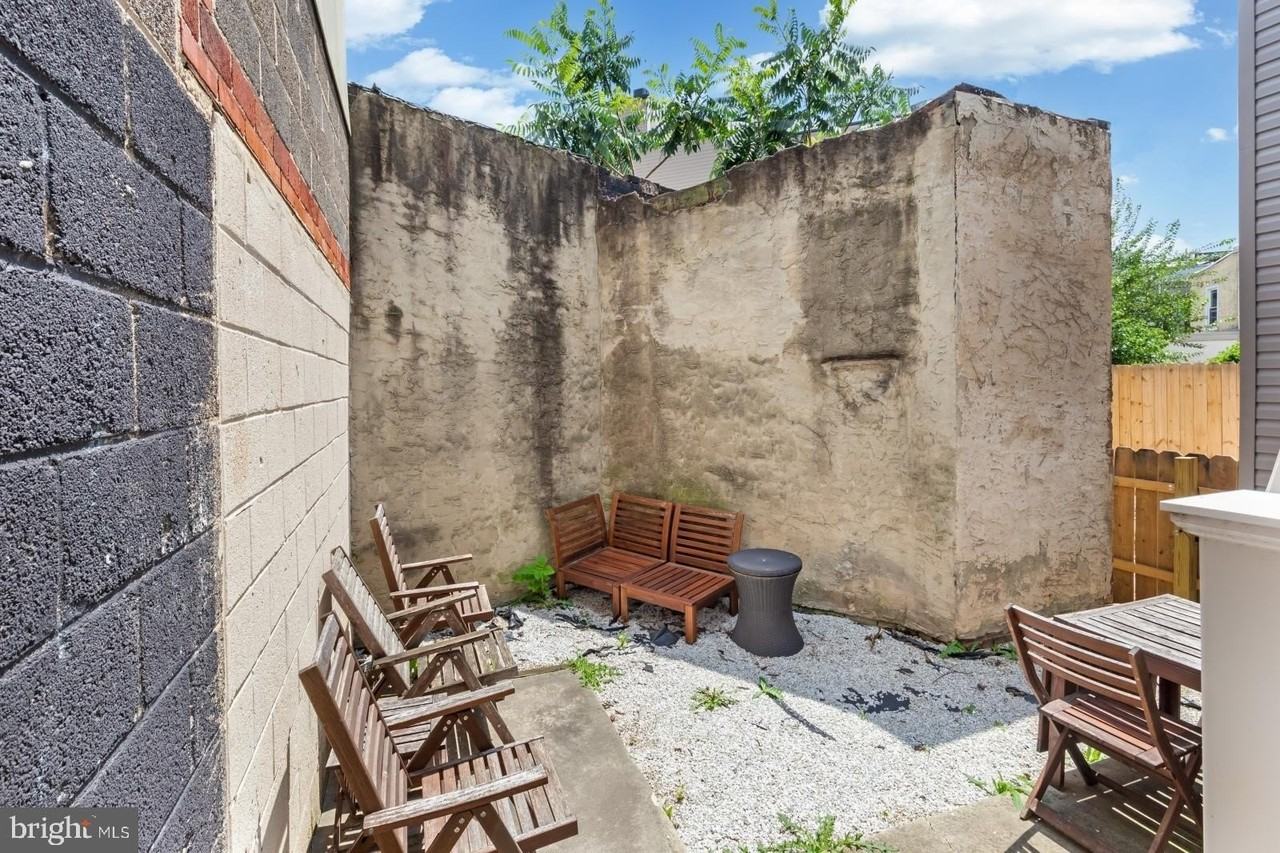 1509 Frankford Ave #A - Photo 3 of 20