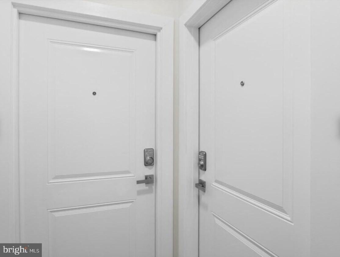 638 N Shedwick St #2 - Photo 3 of 28